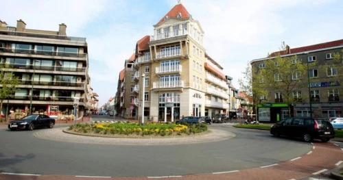 Place Maurice Lippens