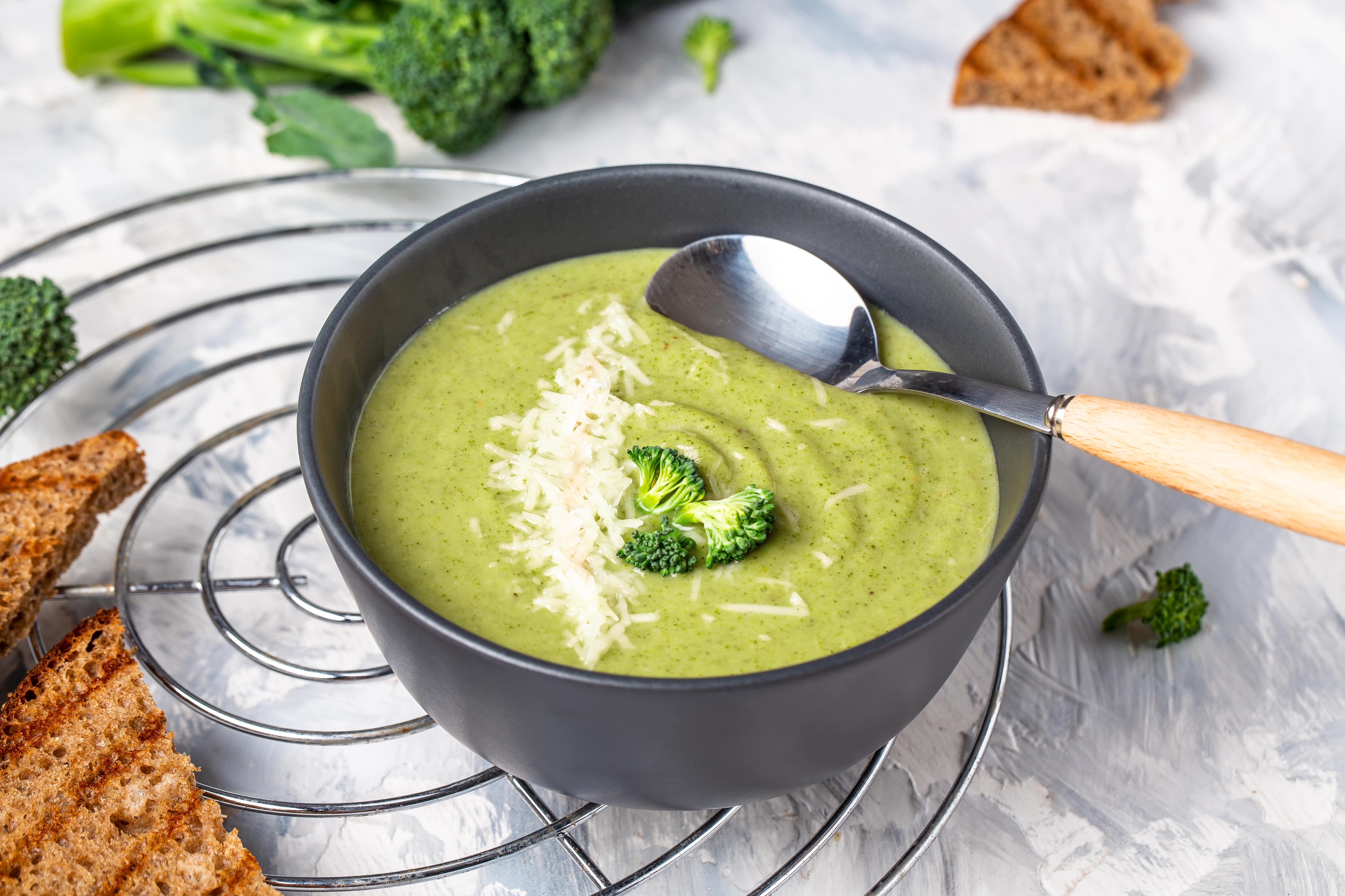 Broccolisoep met cashew crème