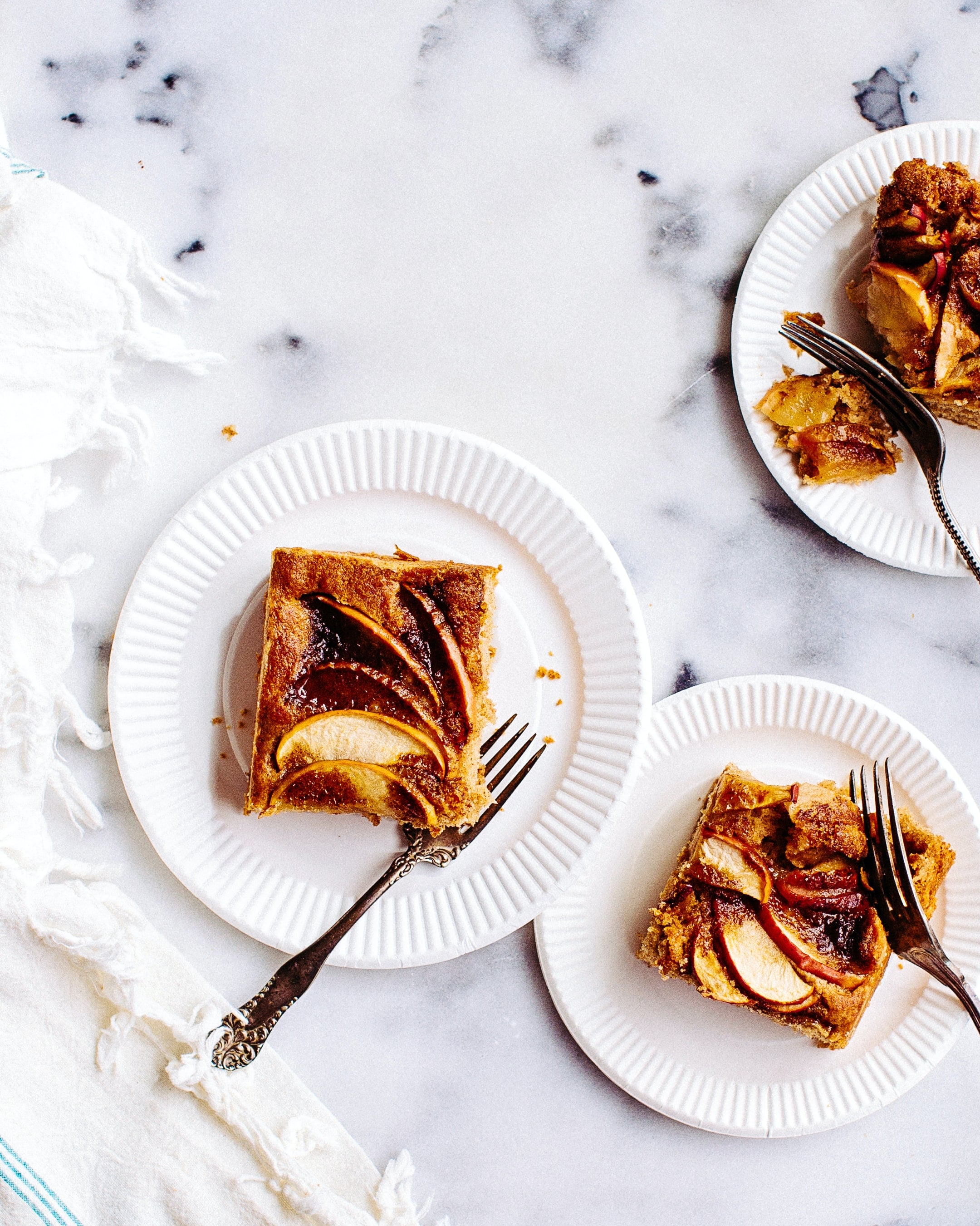 Appel cake slices