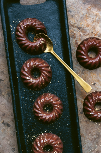 Chocoladepuddinkjes met salted-caramelsausje