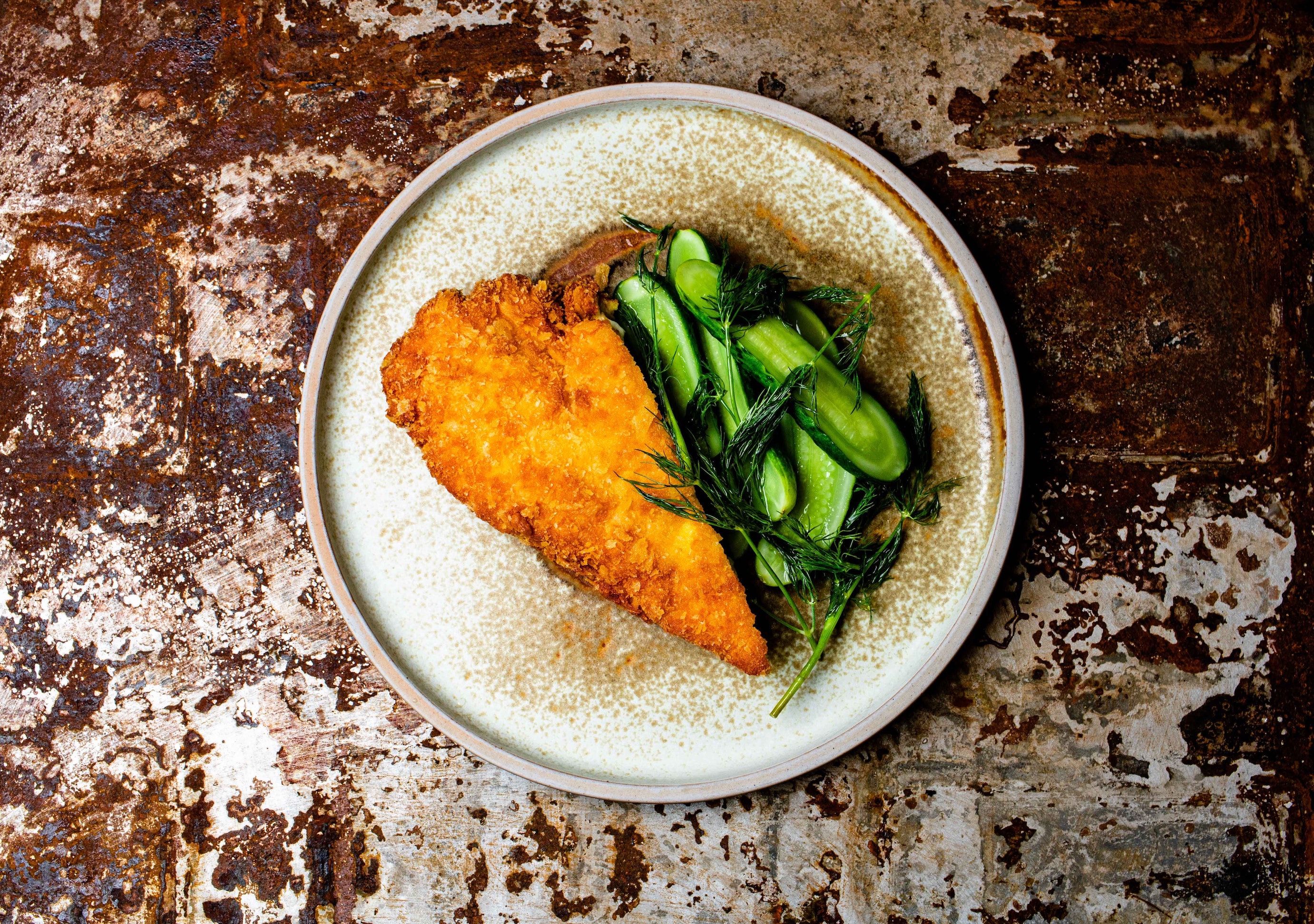 Kip katsu met Japanse pickles