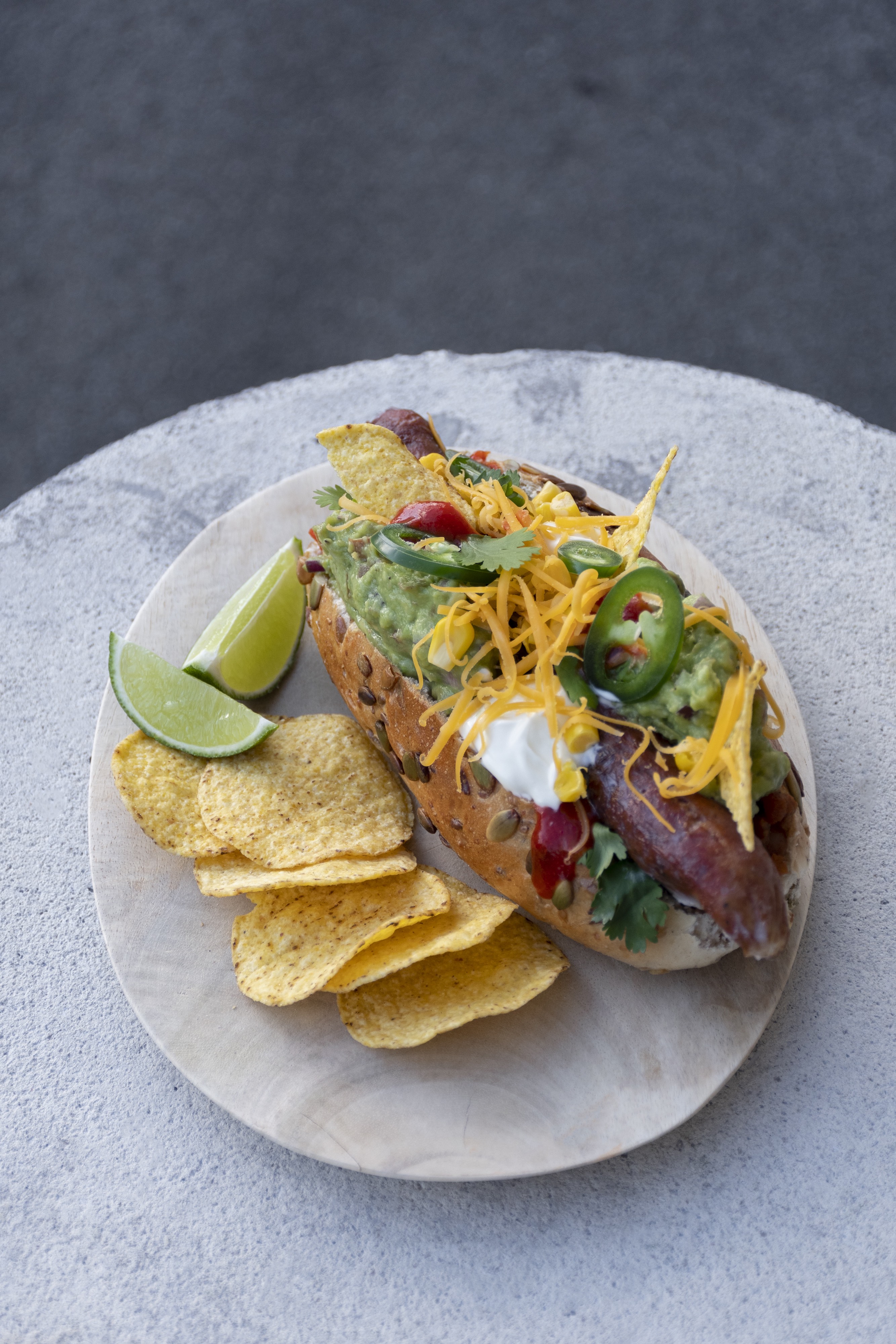 Mexicaanse hotdogs met guacamole