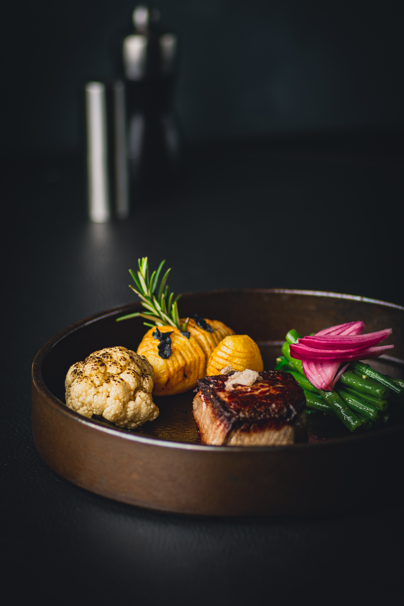 Gebakken rundfilet met krokante aardappeltjes