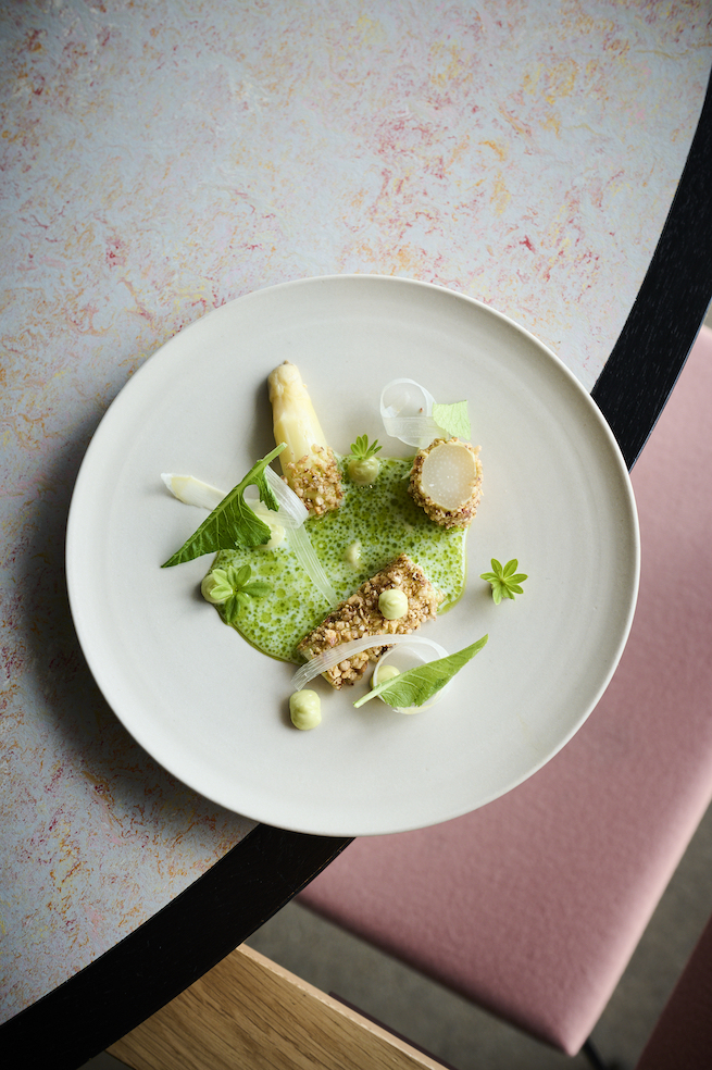 Sepia met knolselder-citrusbouillon