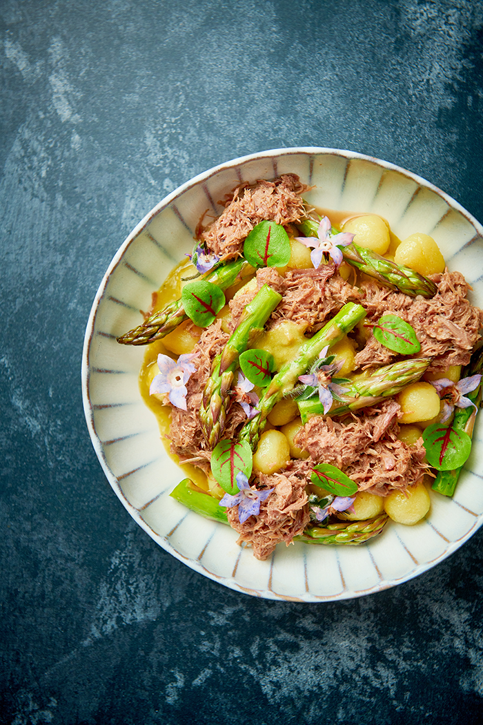 Pulled eend met gnocchi & groene aspergecrème