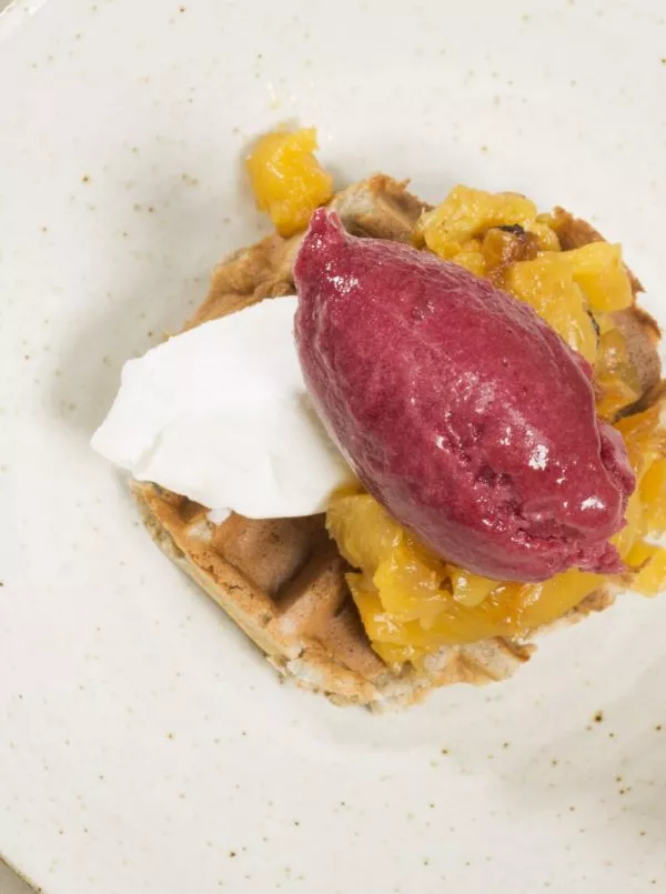 Boekweitwafel met ananas