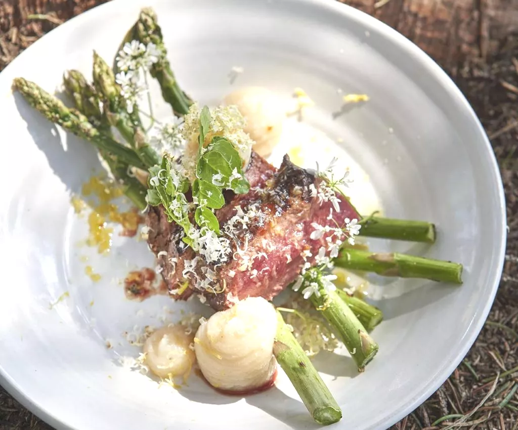 Zomerhert met duinasperges