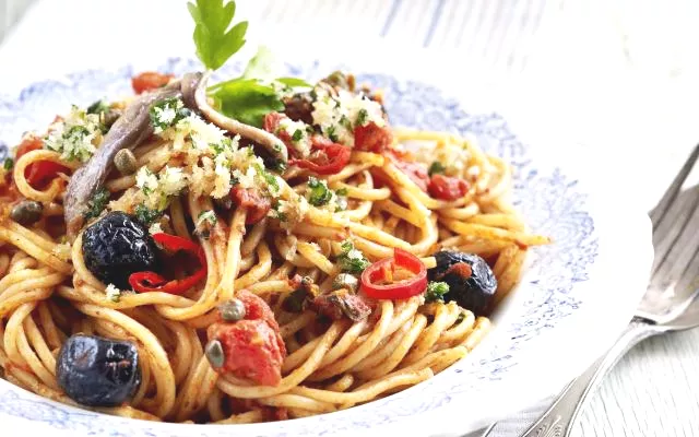 Pasta alla Puttanesca 