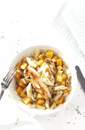 Penne met kip, butternut en spinazie 