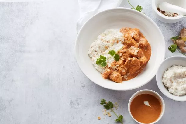 Tikka masala met kokosrijst