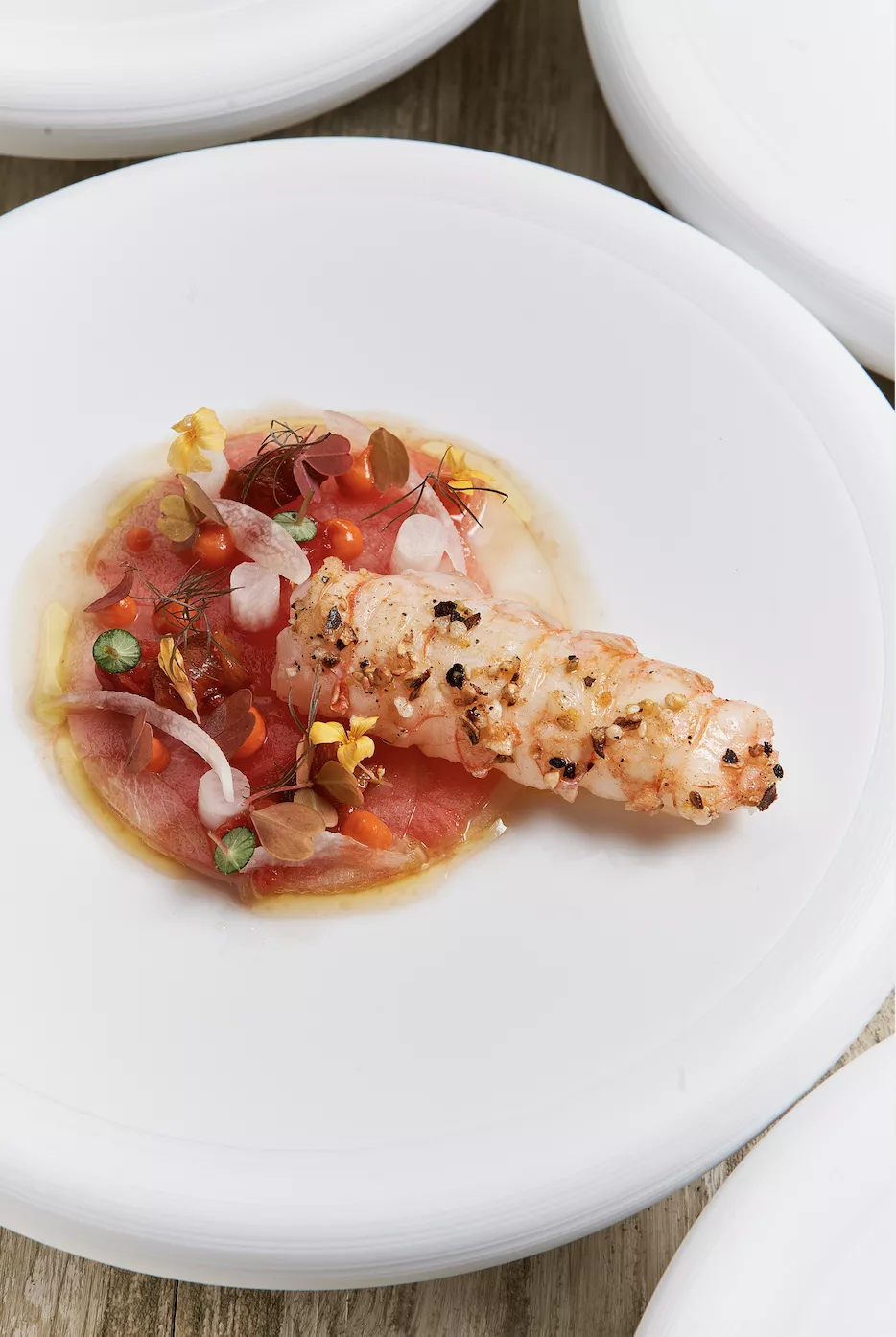 Langoustine met watermeloen, paprika en mole