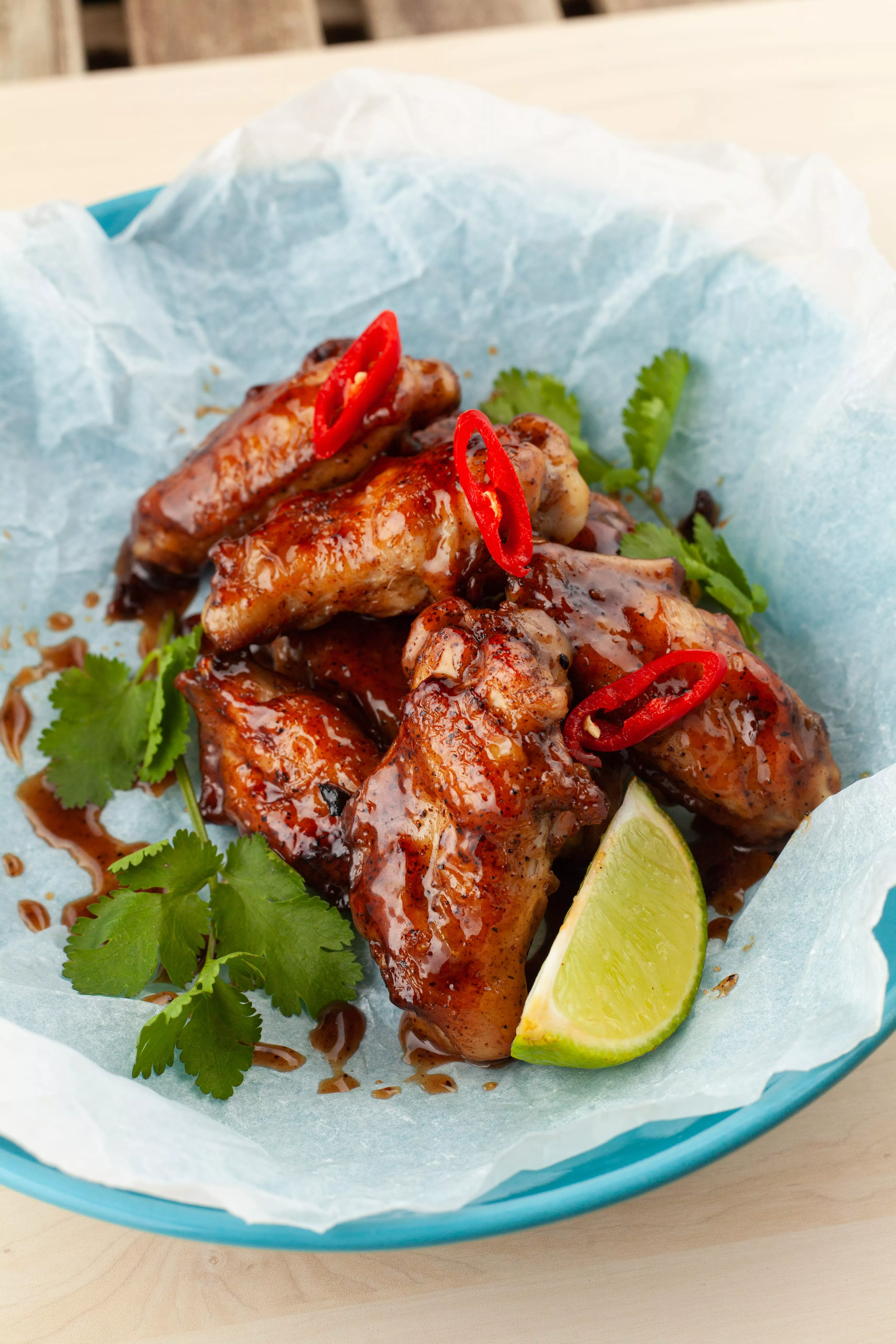 Thaise BBQ gegrilde kip met een pittige dipsaus