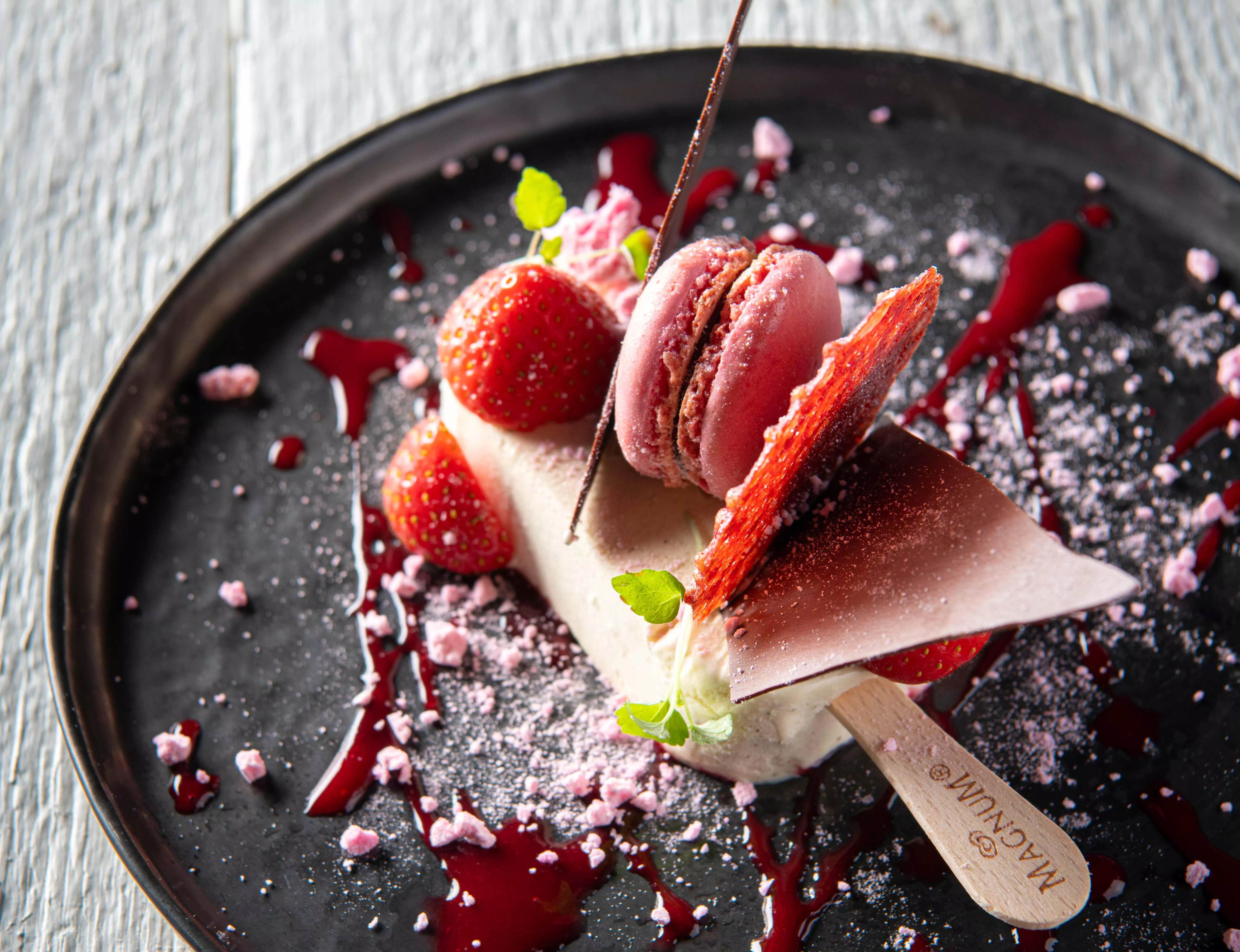 Coupe Fraise met Magnum en Callebaut chocolade