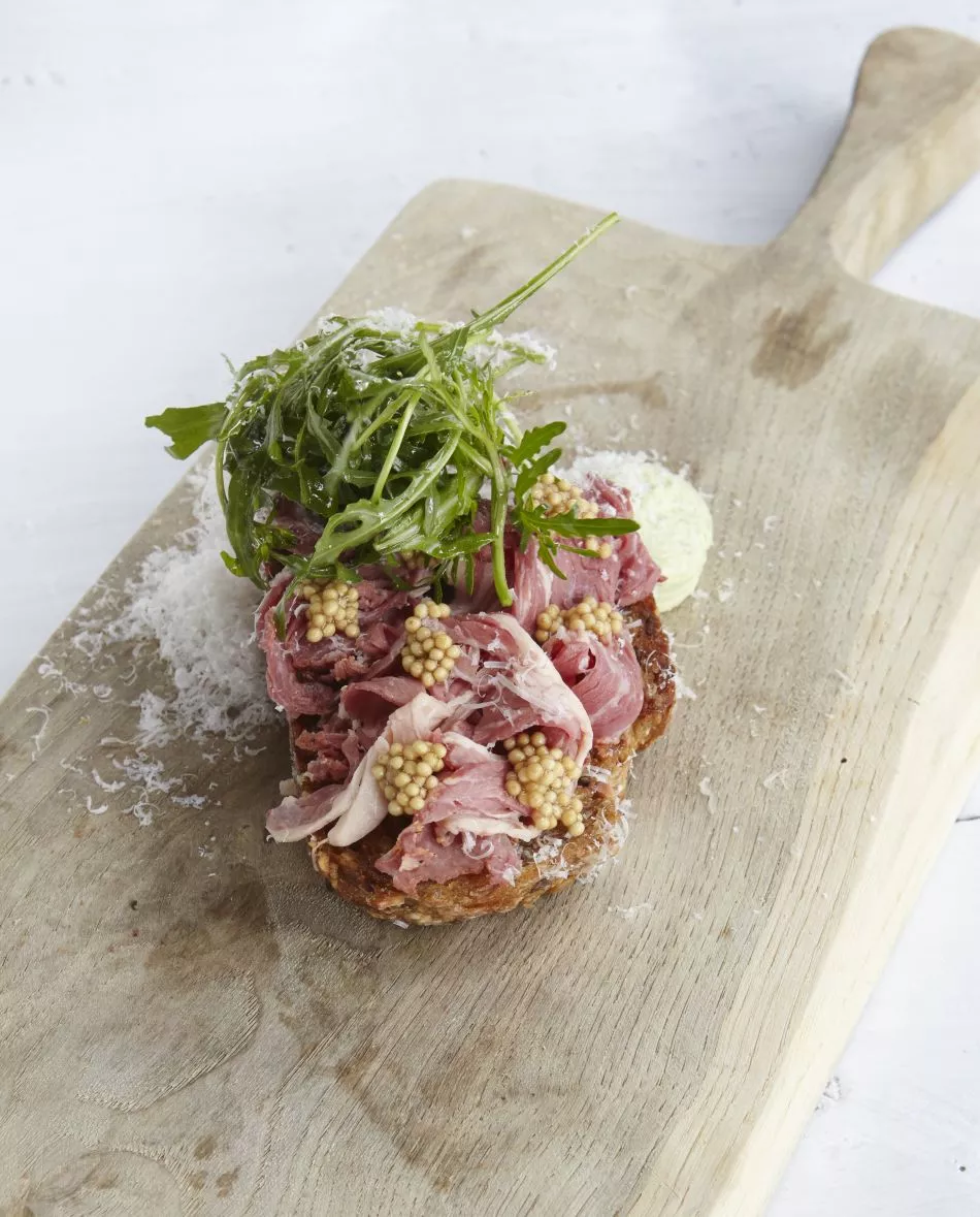 Toast met pastrami