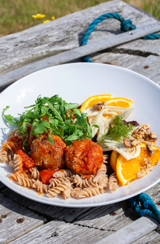 Lamsgehaktballetjes in tomatensaus met Texelse pasta