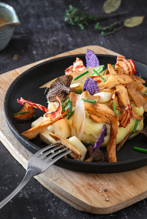 Pastinaakpuree met bospaddenstoelen