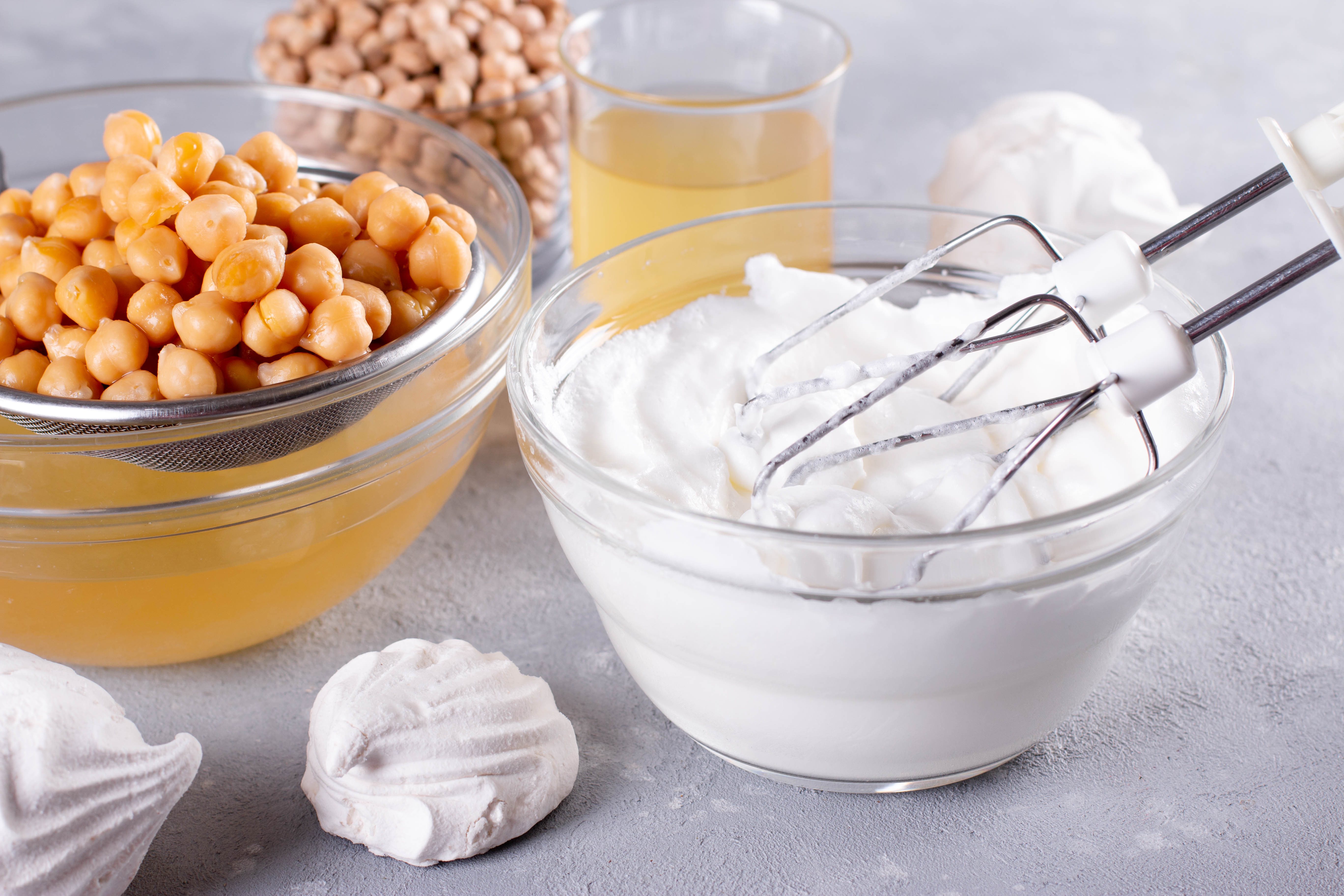 Faba-lous meringues (vegan)