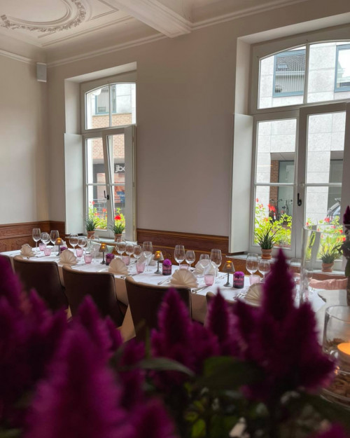 Bistro Briers