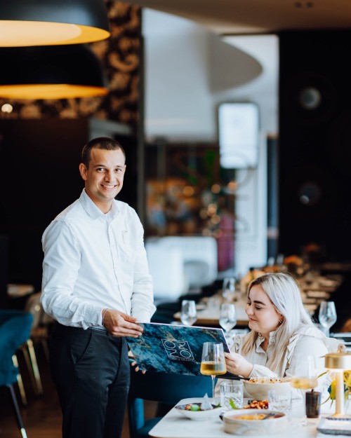 Ozzo Sushi & Oriental