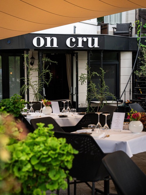 Restaurant On Cru