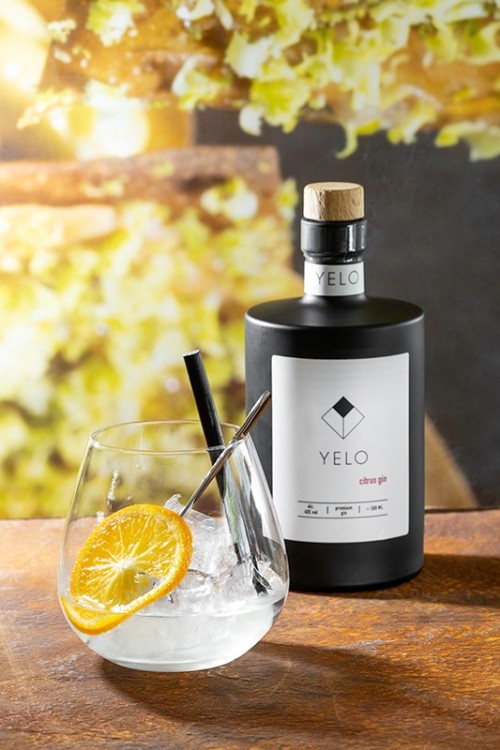 Yelo
